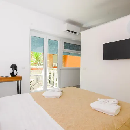 Orange House شقة